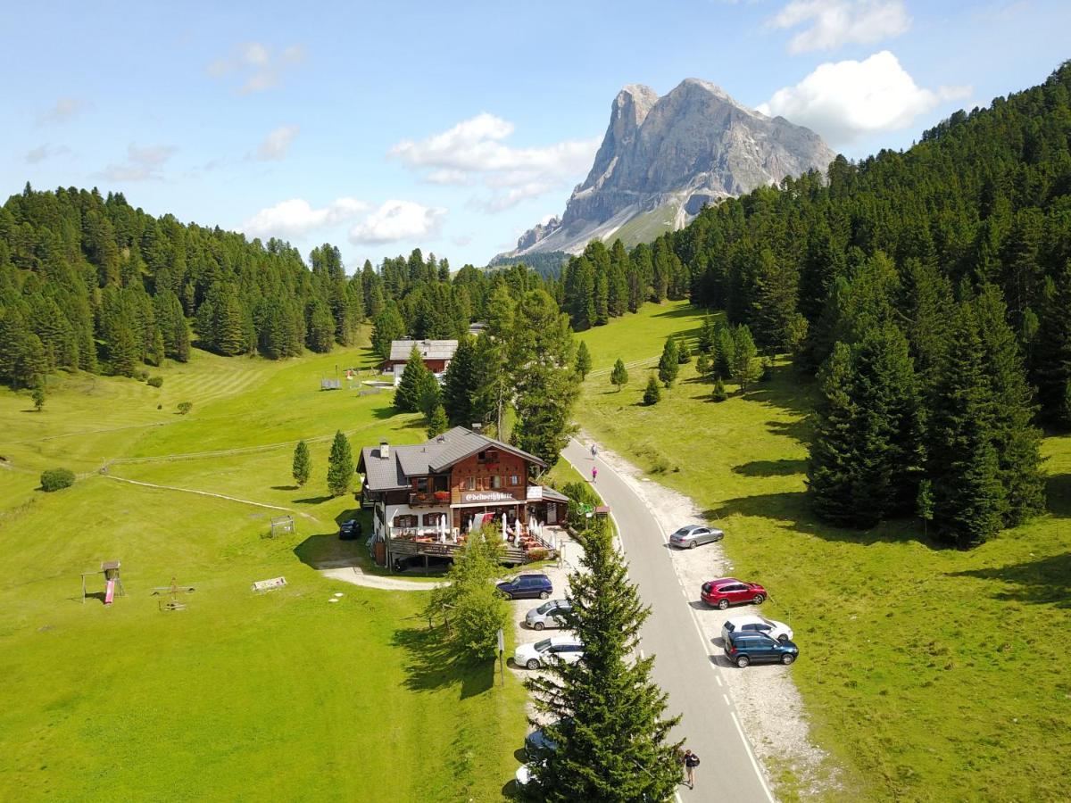 Hotel Edelweisshuette Funes  Zewnętrze zdjęcie